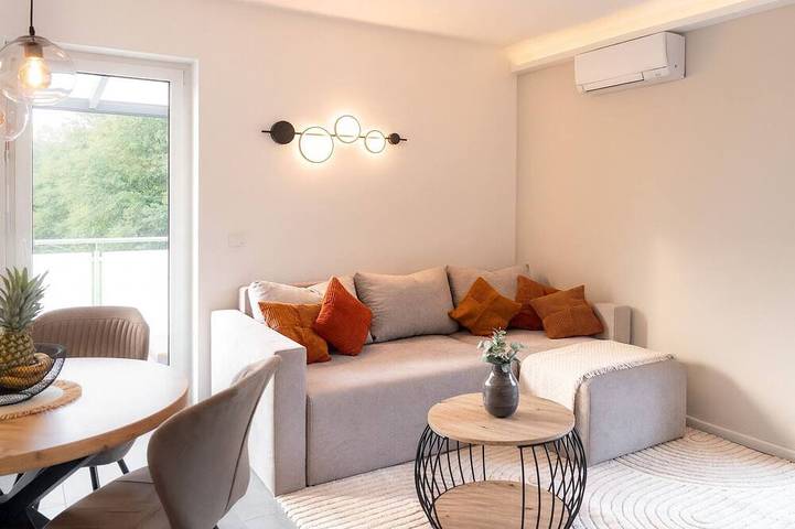 Ganze Wohnung, Ferienwohnung nahe Bostalsee mit Infrarotsauna, Regendusche & Balkon in Nohfelden, Saar-Nahe-Bergland