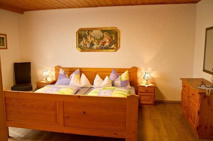 Ferienwohnung für 5 Personen, mit Balkon und Garten in Sankt Oswald-Riedlhütte - 2