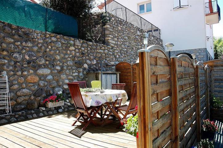 Location de vacances pour 4 personnes, avec vue et jardin à Prades - 4