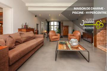 Location de vacances pour 10 personnes, avec piscine et terrasse à Lisle-sur-Tarn