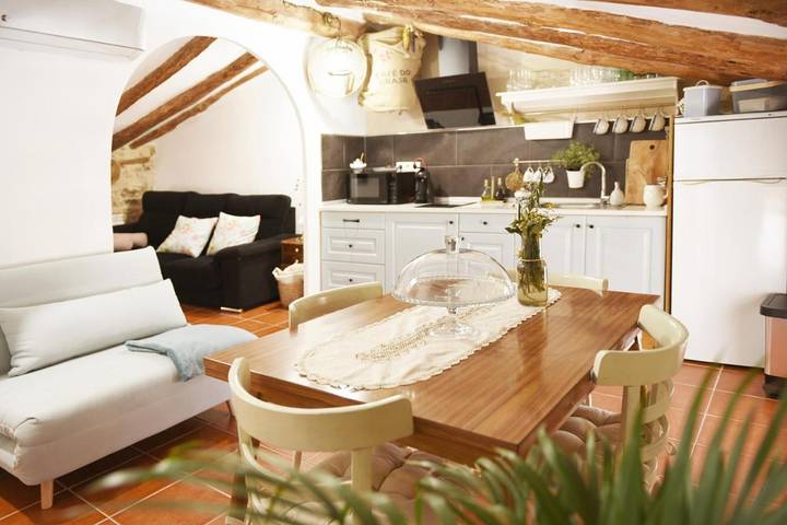 Gîte pour 4 personnes, avec Terrasse ainsi que Jacuzzi et Vue dans Estercuel