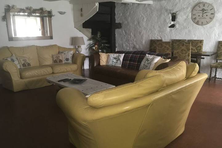 Gîte pour 17 personnes, avec jardin à Saint-Pierre-de-Plesguen - 3