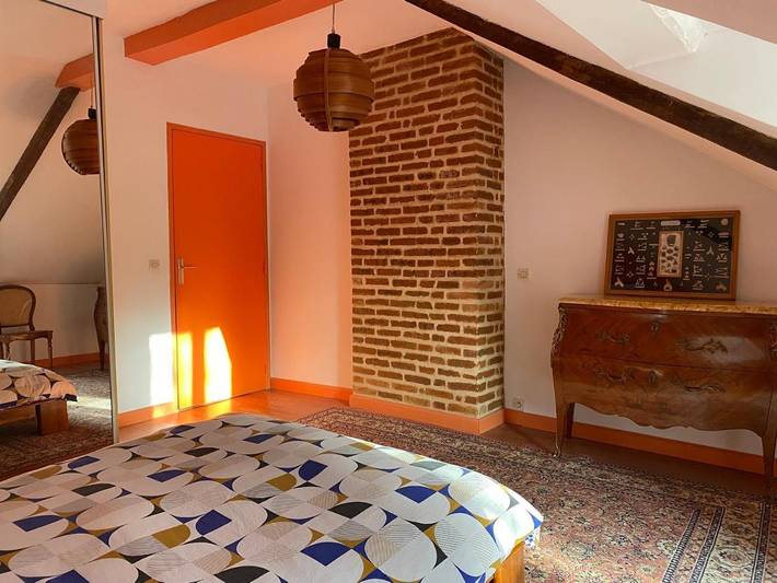 Gîte pour 2 personnes, avec Balcon et Terrasse ainsi que Jardin et Piscine à Pacé