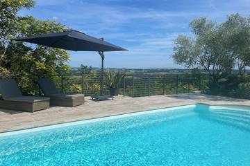 Gîte pour 3 personnes, avec jardin dans le Lot