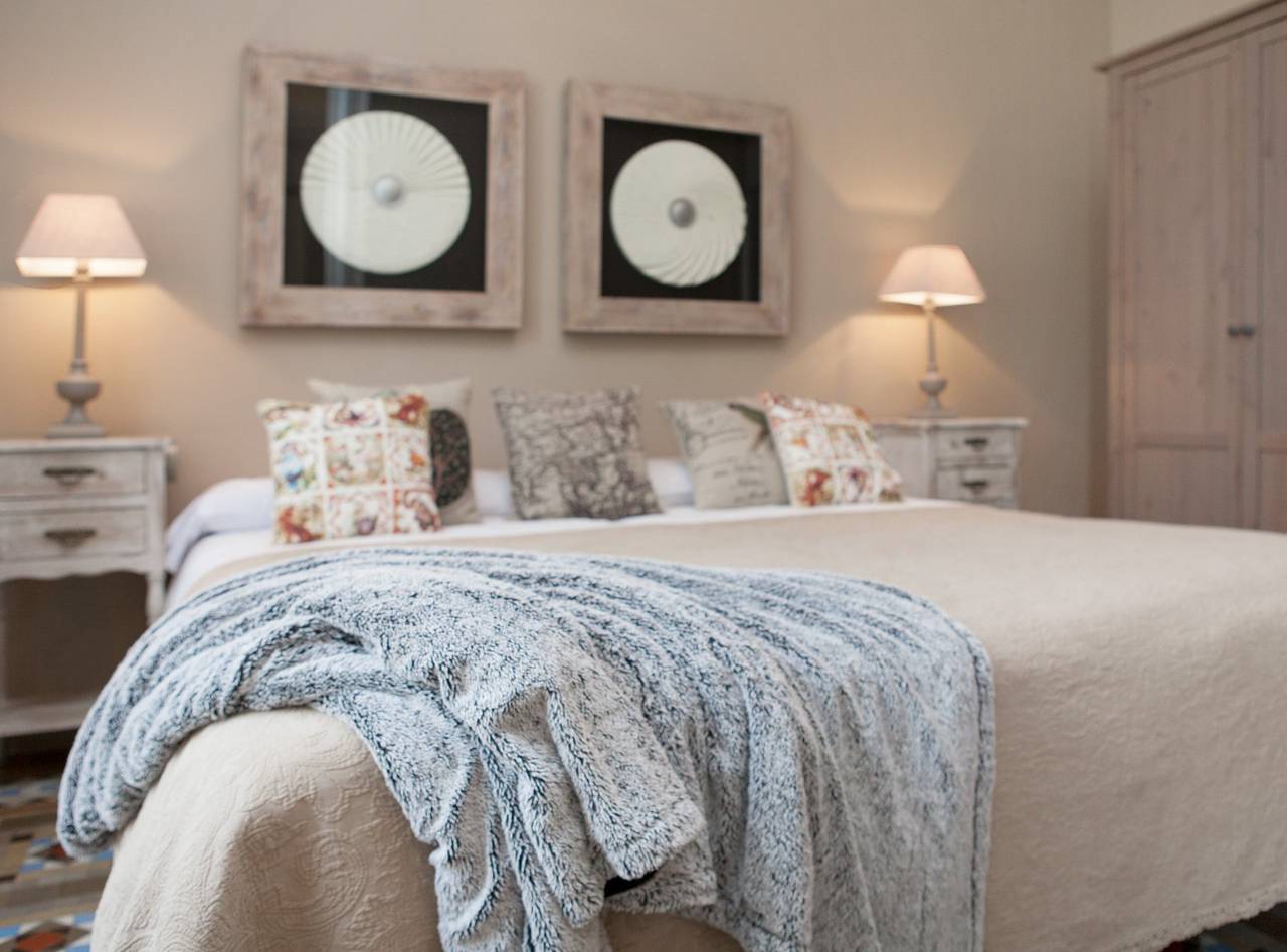 Entire apartment, Luxury Apartment by Bcn Rambla Catalunya Apartment in Barcelona Centre, Barcelona