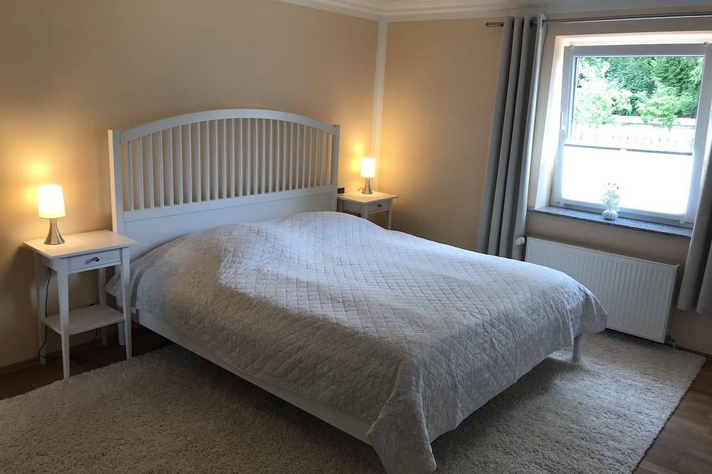 Ganze Wohnung, ***Traumhaft schöne Fewo im Grünen*** in Vilmnitz, Putbus