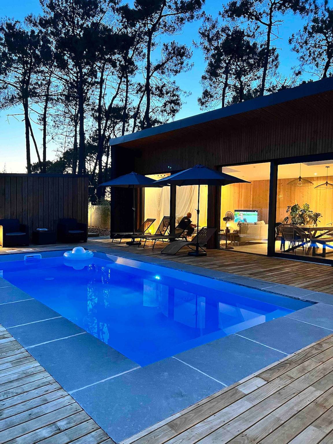 Maison de vacances avec piscine privée, hammam, terrasse et Wi-Fi in Morgat, Crozon