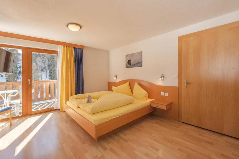 Ganze Wohnung, Jil-Marie Wohnung Nr. 3, (Samnaun-Laret). in Compatsch (Samnaun), Samnaun