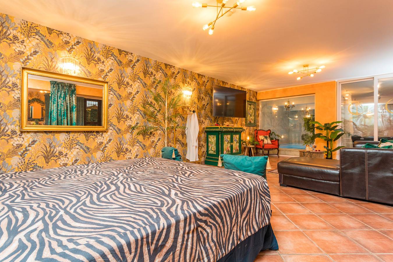 Villa 'Dell Etna Excelsior Suite' con Vista Montagna, Wi-Fi e Aria Condizionata in Trecastagni, Etna