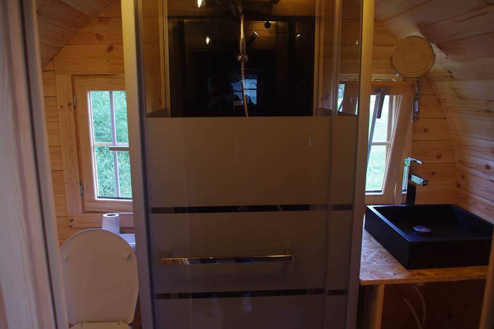 Cabaña de madera-Rural-Baño tipo “wet room”-Vista al Parque in Saint-Léger-sur-Dheune, Región de Chalon-sur-Saône