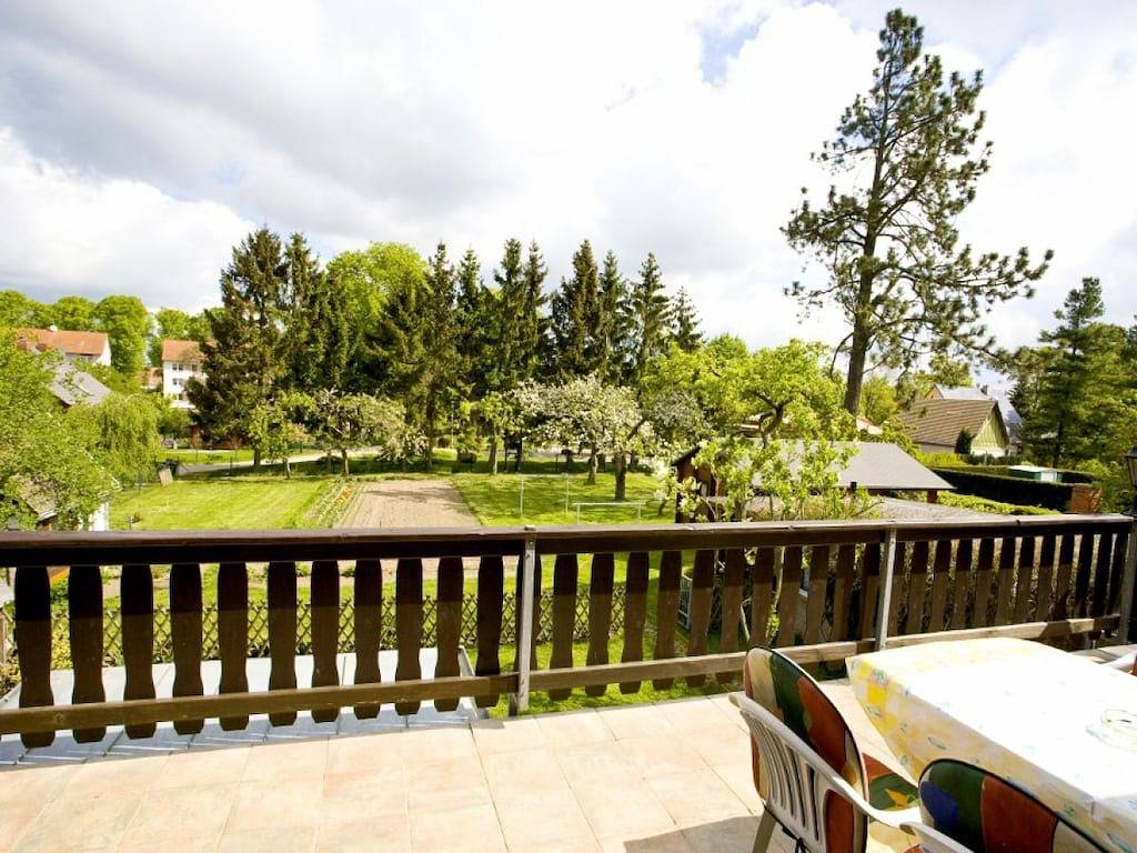 Ferienwohnung in Klink mit Schwimmbecken in Klink, Müritz