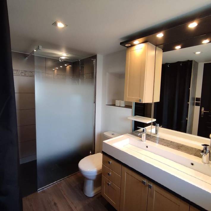 Chalet pour 8 personnes, avec piscine ainsi que jacuzzi et jardin, adapté aux familles à Saulxures-sur-Moselotte - 4