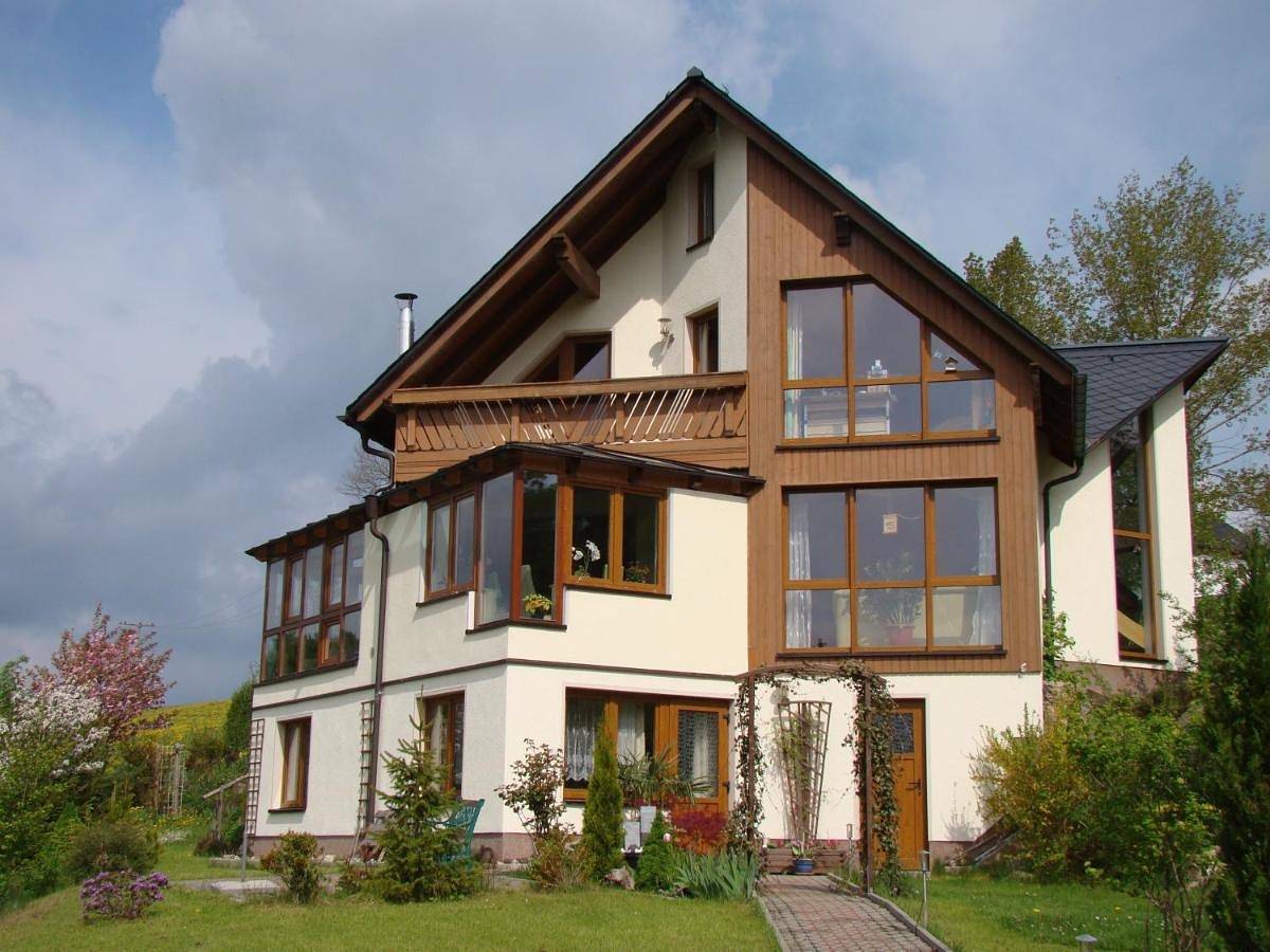 Ganze Wohnung, Apartment with Mountain View in Rittersgrün, Breitenbrunn / Erzgebirge