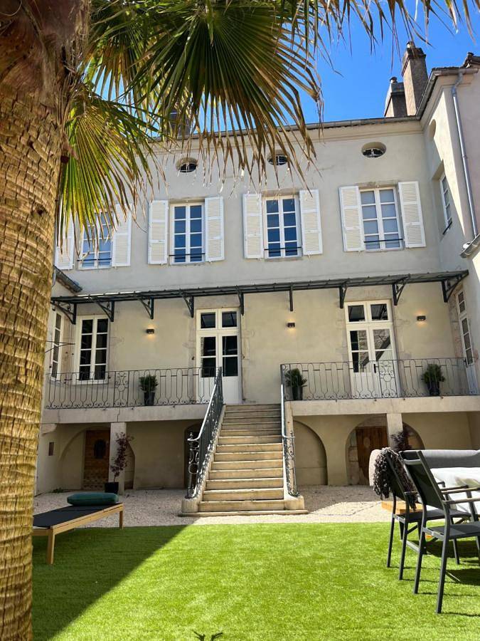 Gîte pour 2 personnes, avec jardin et vue à Louhans - 2