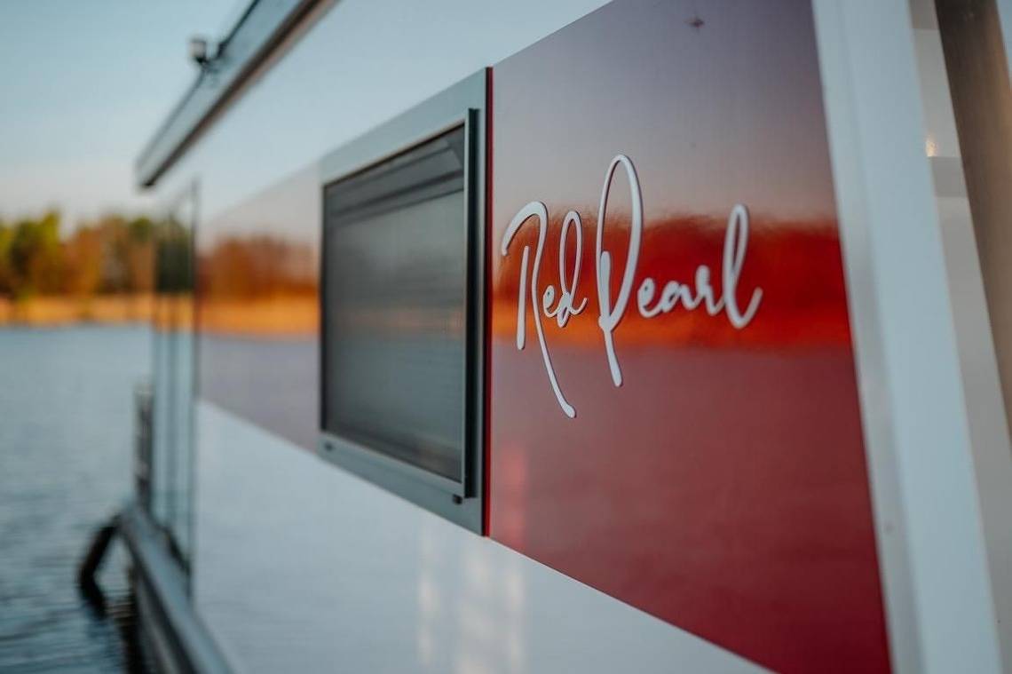 Hausboot Red Pearl in Zehdenick, Ruppiner Seenland