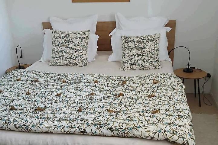 Entire apartment, Face a la mer Corinne Pour 2 Avec Parking, Balcon, Ascenseur in Mers-les-Bains, Abbeville region