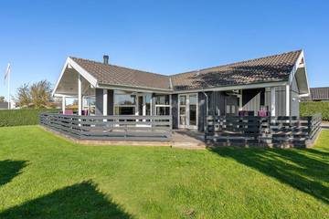 Ferienhaus für 10 Personen, mit Sauna, mit Haustier in Råde Strand