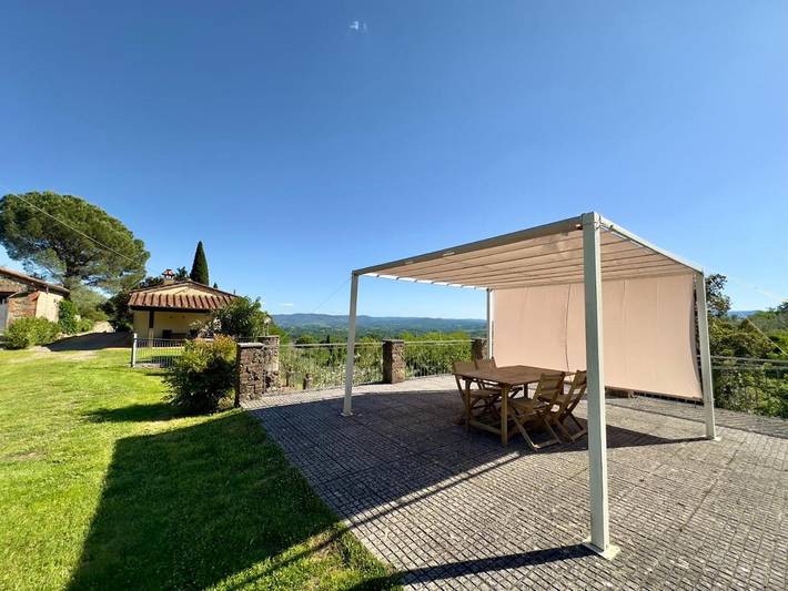 Location de vacances pour 10 personnes, avec jardin ainsi que vue et piscine, animaux acceptés à Loro Ciuffenna - 3