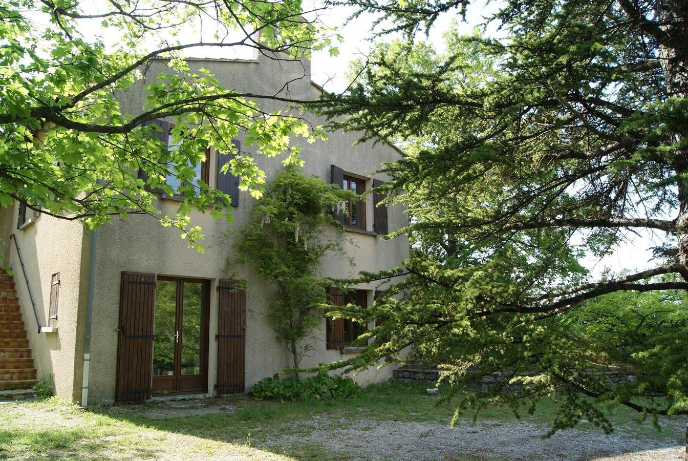 L'Ensoleillée in Chastel-Arnaud, Die region