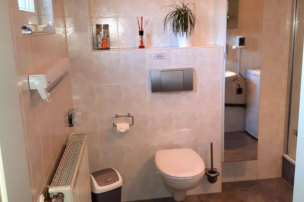 Ganze Wohnung, Kleine (50m²) Ferienwohnung in Orsoy am Rhein in Rheinberg, Niederrhein