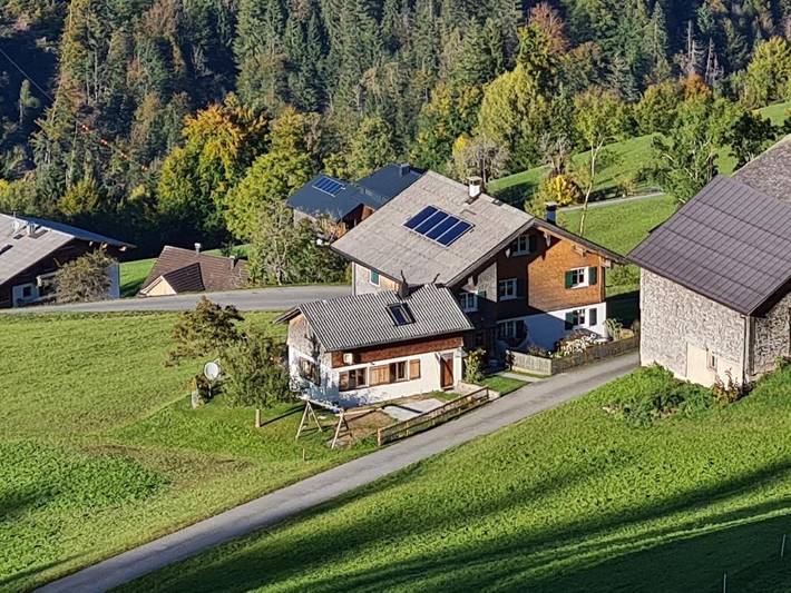 Ferienwohnung für 4 Personen, mit Terrasse und Garten sowie Ausblick in Raggal - 3