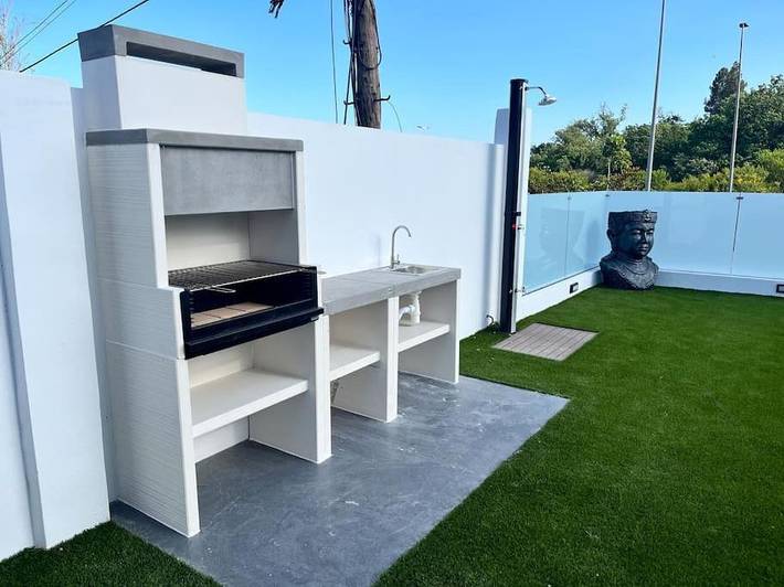 Casa rural para 8 personas, con jardín además de vistas y piscina en Churriana - 4