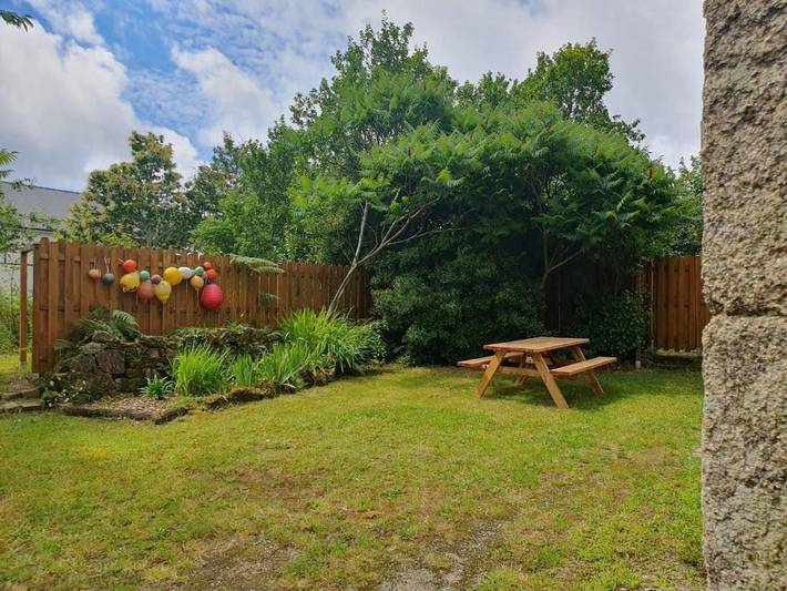 Location de vacances pour 7 personnes, avec jardin à Rédené - 3