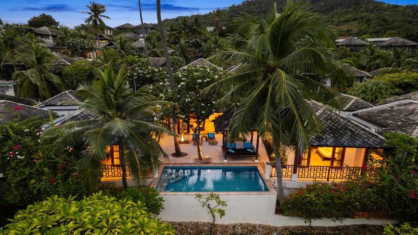 Villa pour 6 personnes, avec piscine ainsi que jardin et vue