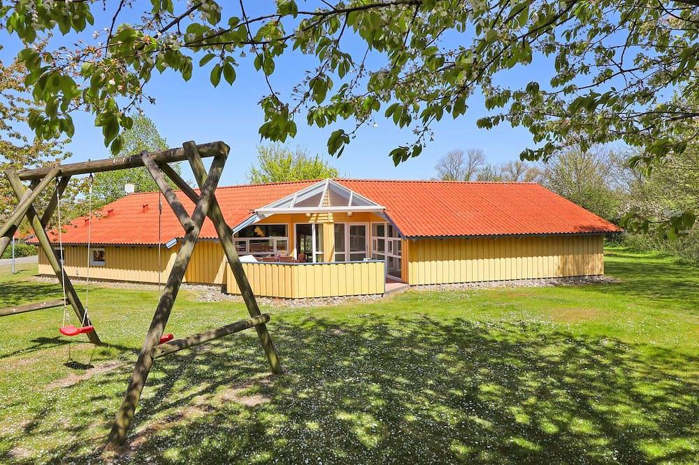 Poolhaus 1 in Hohendorf in Hohendorf (Groß Mohrdorf), Groß Mohrdorf