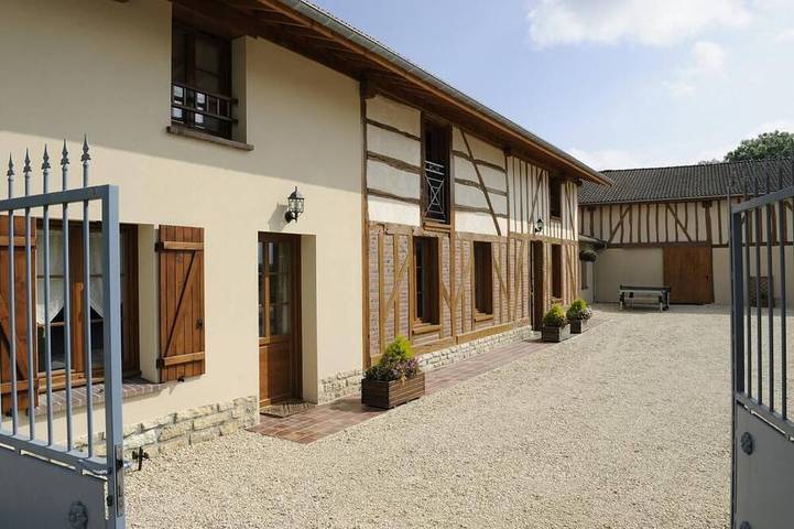Gîte pour 4 personnes, avec jardin dans Lassicourt