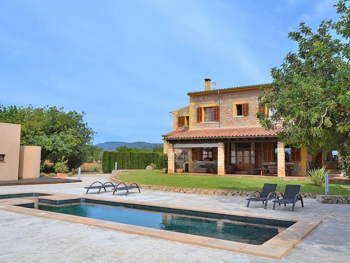 Gîte pour 8 personnes, avec terrasse et jardin à Majorque - 2