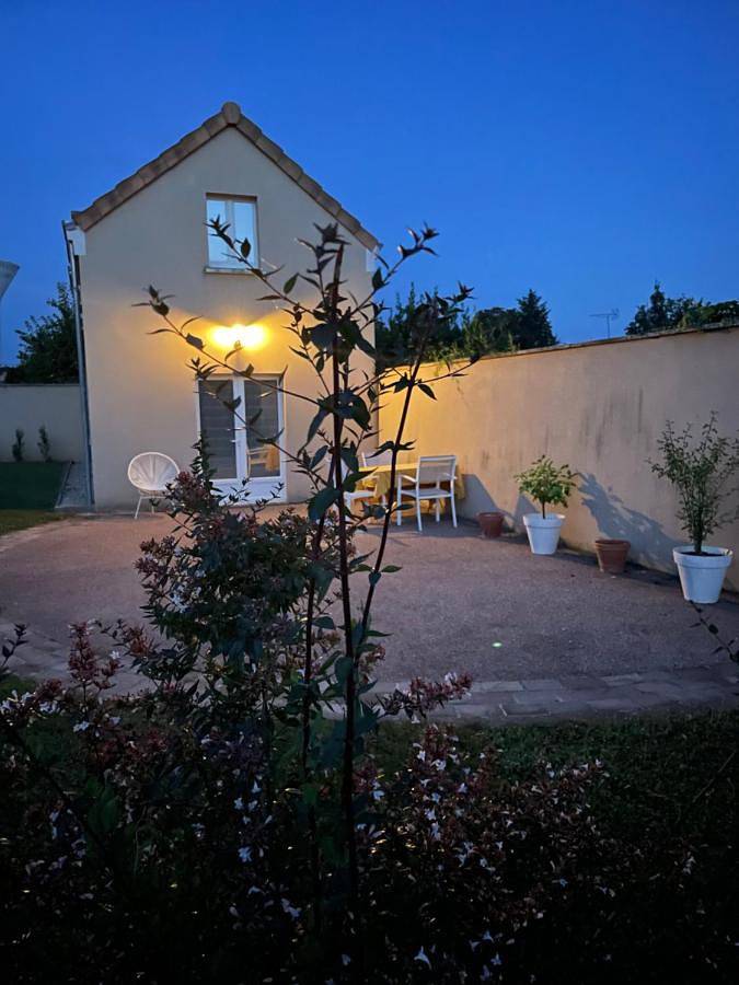 Location de vacances pour 3 personnes, avec jardin ainsi que terrasse et vue à Saint-Marcel (Indre) - 4