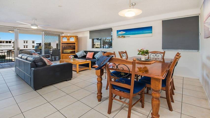 Holiday rental for 6 people, with balcony/terrace and pool in Caloundra