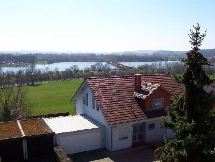 Ferienwohnung für 2 Personen, mit Balkon/Terrasse und Balkon sowie Terrasse und Garten in Oberes Maintal - Coburger Land