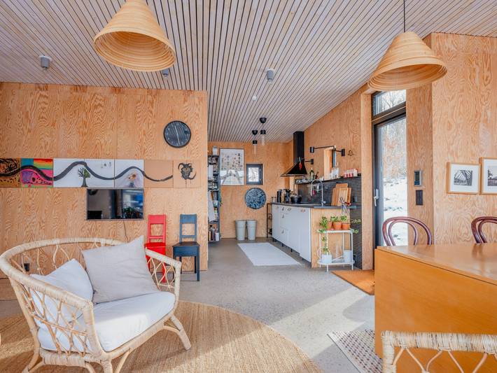 Moderne Hütte im Functional-Stil mit Terrasse am Vidöstern in Värnamo, Jönköpings län