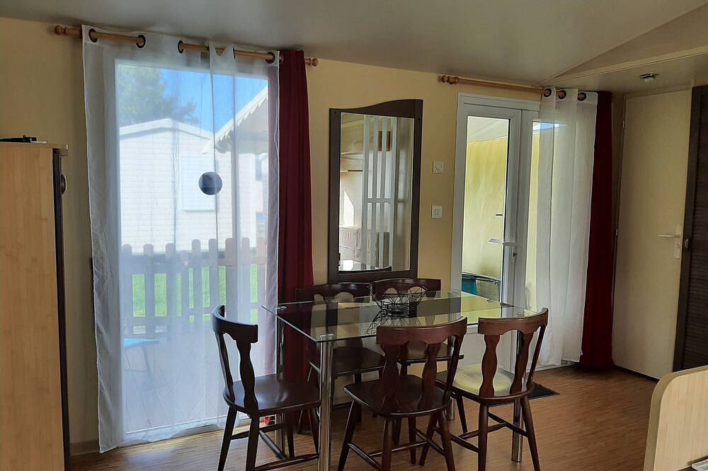 Mobil-Home 3 rooms Louannec-Perros-Guirec - 4/5 People in Louannec, Pink Granite Coast