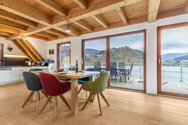 Glamping voor 4 personen, met Balkon en Tuin