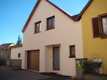 Gîte pour 6 personnes, avec terrasse et jardin à Kintzheim