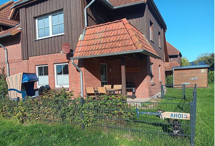Ferienwohnung für 4 Personen, mit Balkon/Terrasse und Terrasse sowie Garten in Wenkendorf