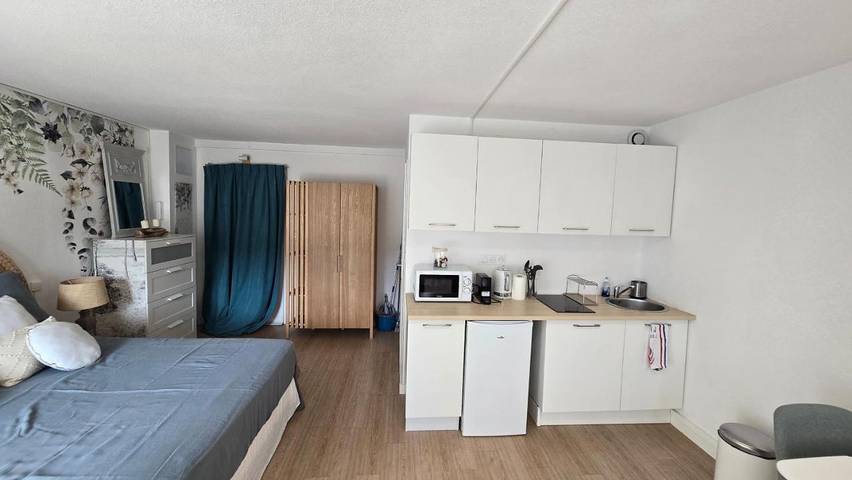 Gîte pour 2 personnes, avec jacuzzi ainsi que balcon et jardin à Les Baux-de-Provence - 4