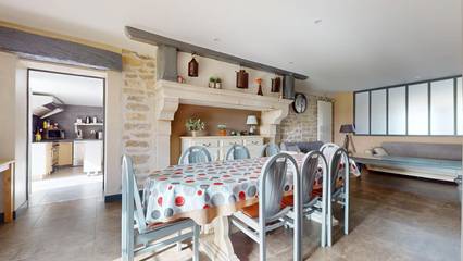 Location De Vacances pour 15 Personnes dans Dammartin-Marpain, Jura, Photo 2