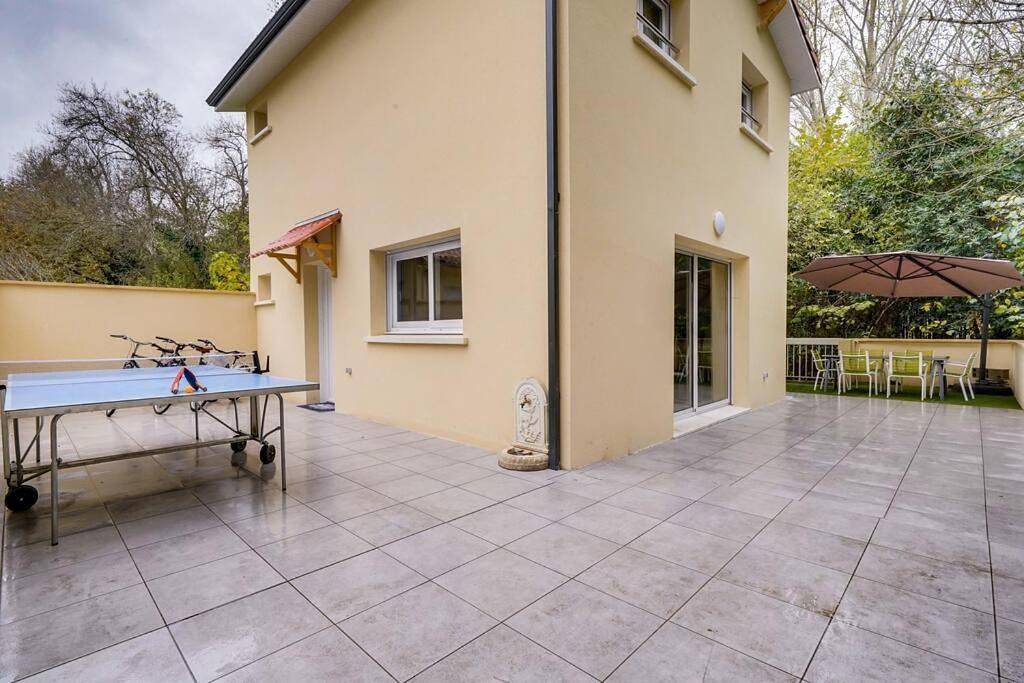Two-Bedroom House in Fronsac, Région de Libourne