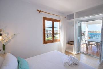 Villa for 6 People in Punta Grossa, Es Mercadal, Photo 4