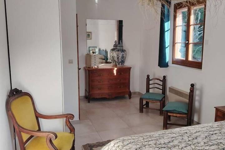 Location de vacances pour 5 personnes, avec jardin à Les Mayons - 3