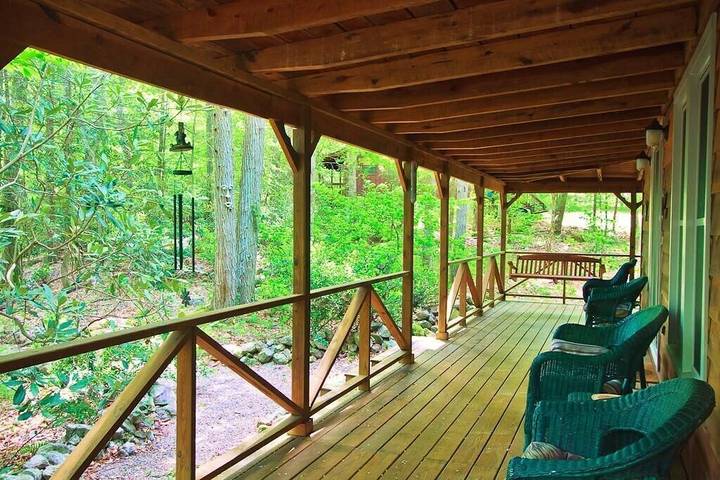 Vacation rental for 6 people, with hot tub and terrace in Cosby (TN)