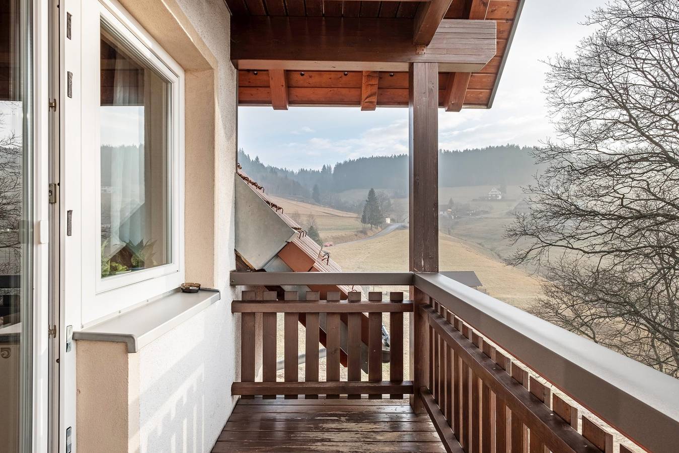 Apartamento entero, Apartamento 'Schillingblick' con jardín compartido, balcón y Wi-Fi in Rudenberg (Titisee-Neustadt), Titisee-Neustadt