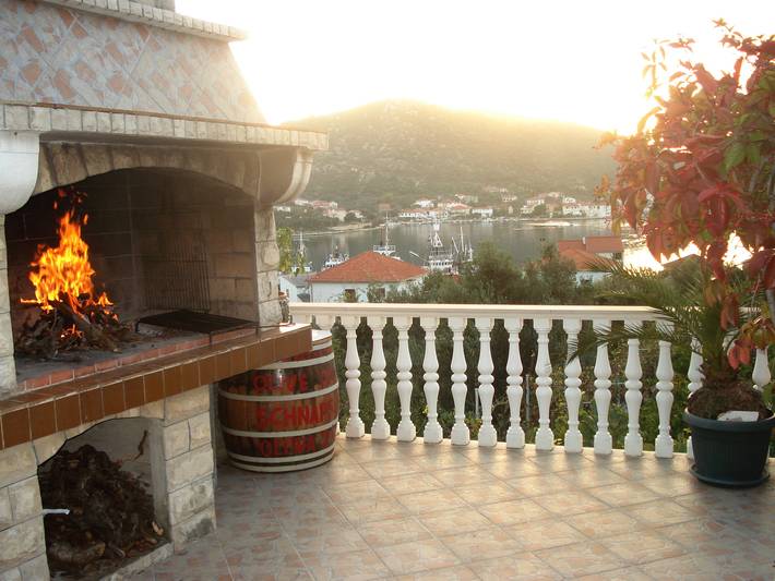 Ferienwohnung für 6 Personen, mit Ausblick und Garten sowie Meerblick in Marina - 3