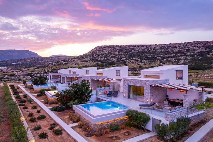 Villa voor 5 personen, with uitzicht and zwembad as well as tuin op Karpathos