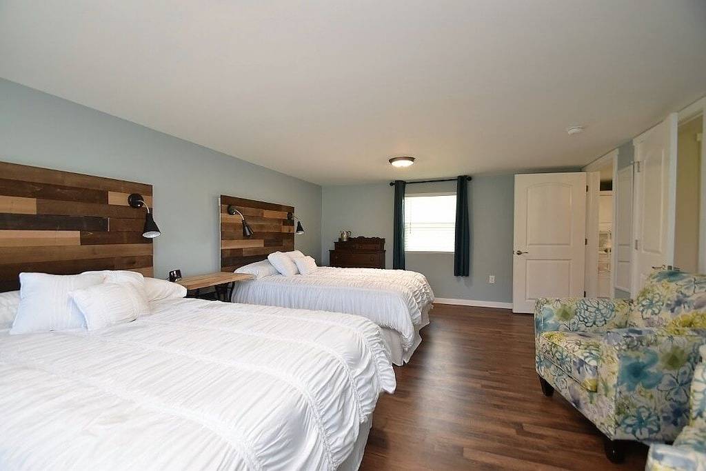 Evening Primrose Cottage at Blue Jay Orchard in Geauga County