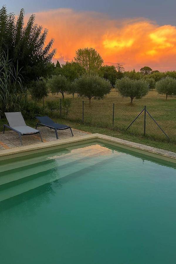 Appartement de vacances pour 4 personnes, avec vue ainsi que piscine et jardin